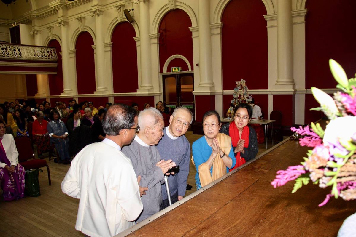 29th Kahtina Ceremony of Tisarana Vihara.